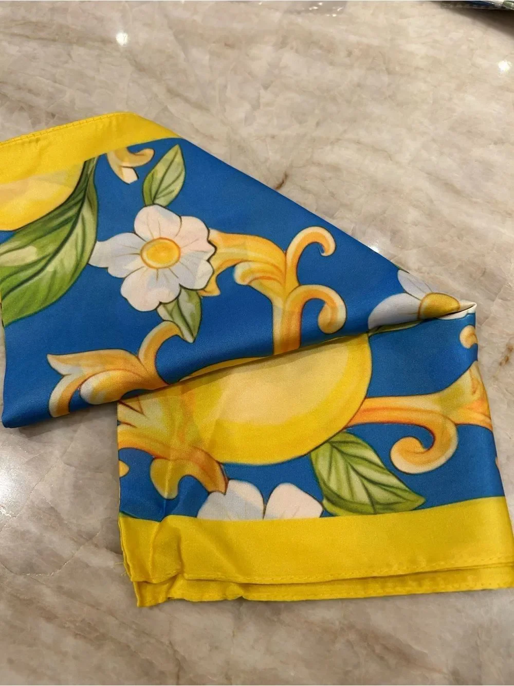 Lemon Print Head Scarf S171